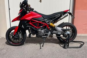 Hypermotard 950