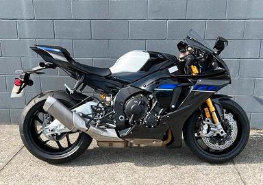 Yamaha YZF R1M - 2024 Carbon Full