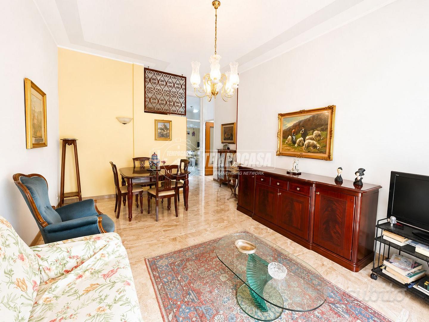 Ampio trilocale con box, cantina e doppio balcone - Vista 5