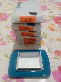 N.5 BTICINO LIVING L4803BU 3 MODULI 