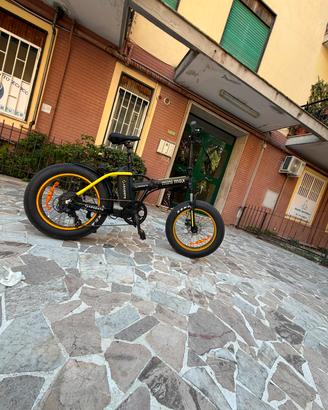 fatbike minimax argento Colorazione oro e giallo