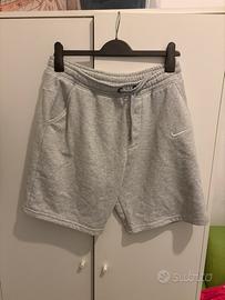 Pantaloncini nike grigi