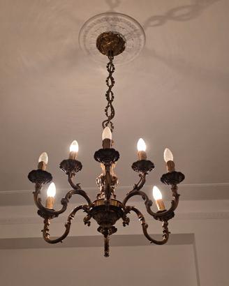 Lampadario Antico in Bronzo / Ottone Dorato a 8 Lu