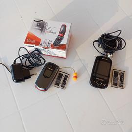 2 telefoni Samsung anni 2000