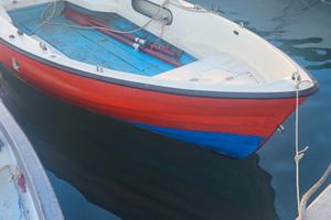 Barca 5 metri in vetroresina