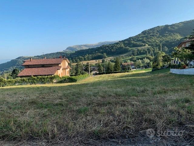 Lotto edificabile nel Montefeltro (RN) - Vista 2