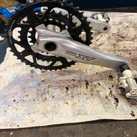 Guarnitura tripla XT