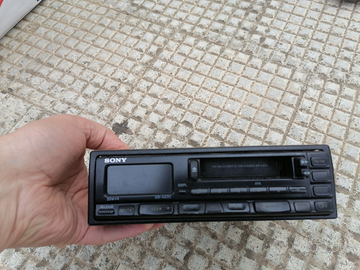 Autoradio e baracchino cb epoca