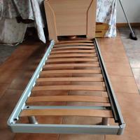 letto singolo e lettino neonato 