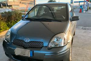 Yaris Toyota 1000 47kw 2005