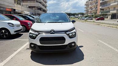 Citroen C3 PureTech 83 S&S Shine led car play pdc 