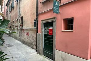 LABORATORIO A SARZANA