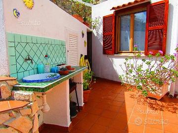 Ponza perla del Tirreno villetta zona porticciolo