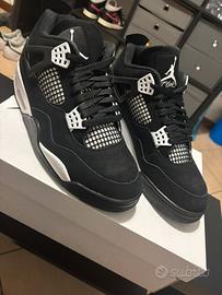 Jordan 4 white thunder