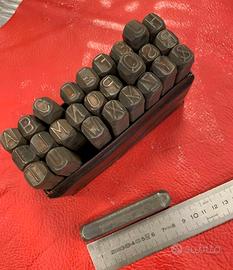 PUNZONI alfabeto acciaio 10mm