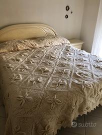 Coperta di lana fatta ai ferri