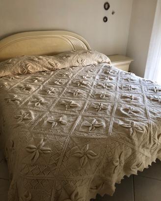Coperta di lana fatta ai ferri