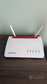 Modem-Router Fibra/LTE Fritzbox + 3 Repeater
