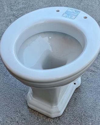 Wc Vaso scario a parete