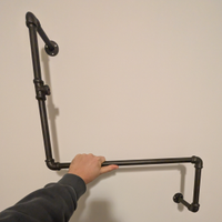 Appendiabiti da parete in metallo stile industrial