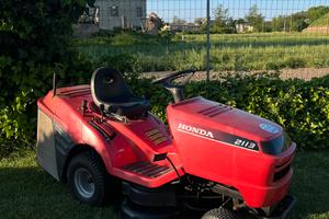 Trattore tagliaerba Honda 2113
