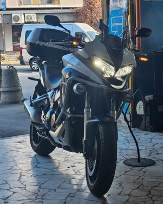 Honda crossrunner 800 km 23.000