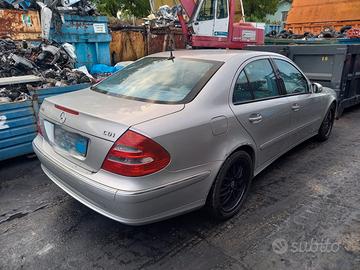 Ricambi Mercedes e 320 CDI anno 2003