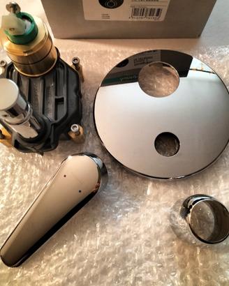  Placca miscelatore da doccia a 2 vie  Hansgrohe 