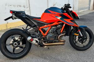 KTM SUPERDUKE 1290 190 cv