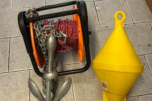 Ancora ad ombrello e boa