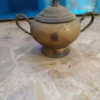 Soprammobile d'antiquariato