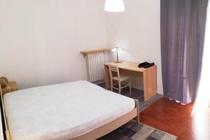 Grande stanza per studentesse Ravenna