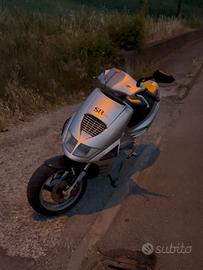Aprilia SR Replica