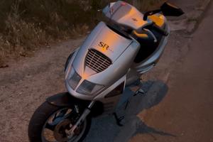 Aprilia SR Replica