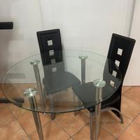 Tavolo in vetro + sedie