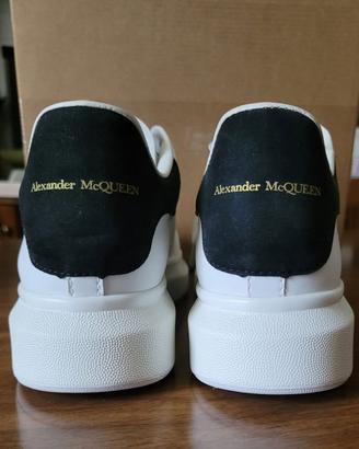 Alexander McQueen "Oversized" | Bianco / Nero