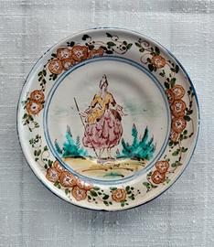 Piattino in Maiolica Policroma XVIII Secolo 14 cm.