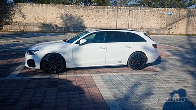 audi A4 quattro S tronic