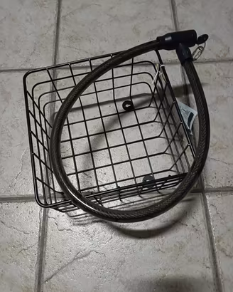 cestino in metallo e corda antifurto