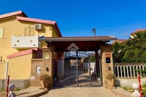 PALAZZINA A CUTRO