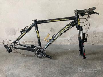 MTB Nuzzi  2010 – Deore / LX – senza ruote