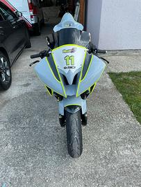 R6 pronto pista
