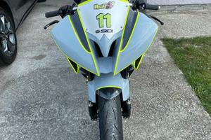 R6 pronto pista
