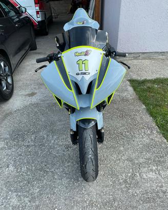 R6 pronto pista