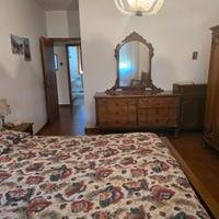 Camera matrimoniale in noce completa 10 euro