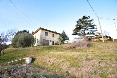 VILLA SINGOLA A FELINO