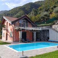 VILLA ESCLUSIVA CON PISCINA E VISTA LAGO!!!