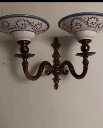 Applique in ceramica