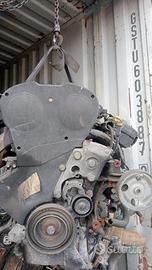 Motore Peugeot / Citroen 2.0 16v cod. motore EW10
