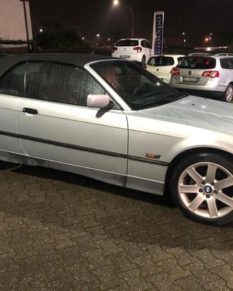 Bmw 320 320i 24V cat Cabriolet